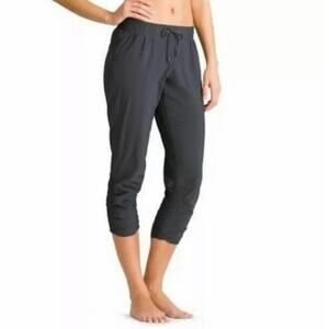 NWT: Athleta Dark Gray Size 14 Prima Drawstring Capri  UPF 50+(K336)